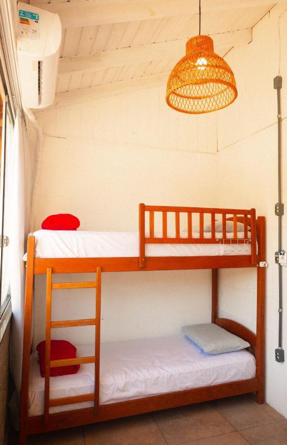 Sea Wolf Surf Hostel Florianopolis Bagian luar foto