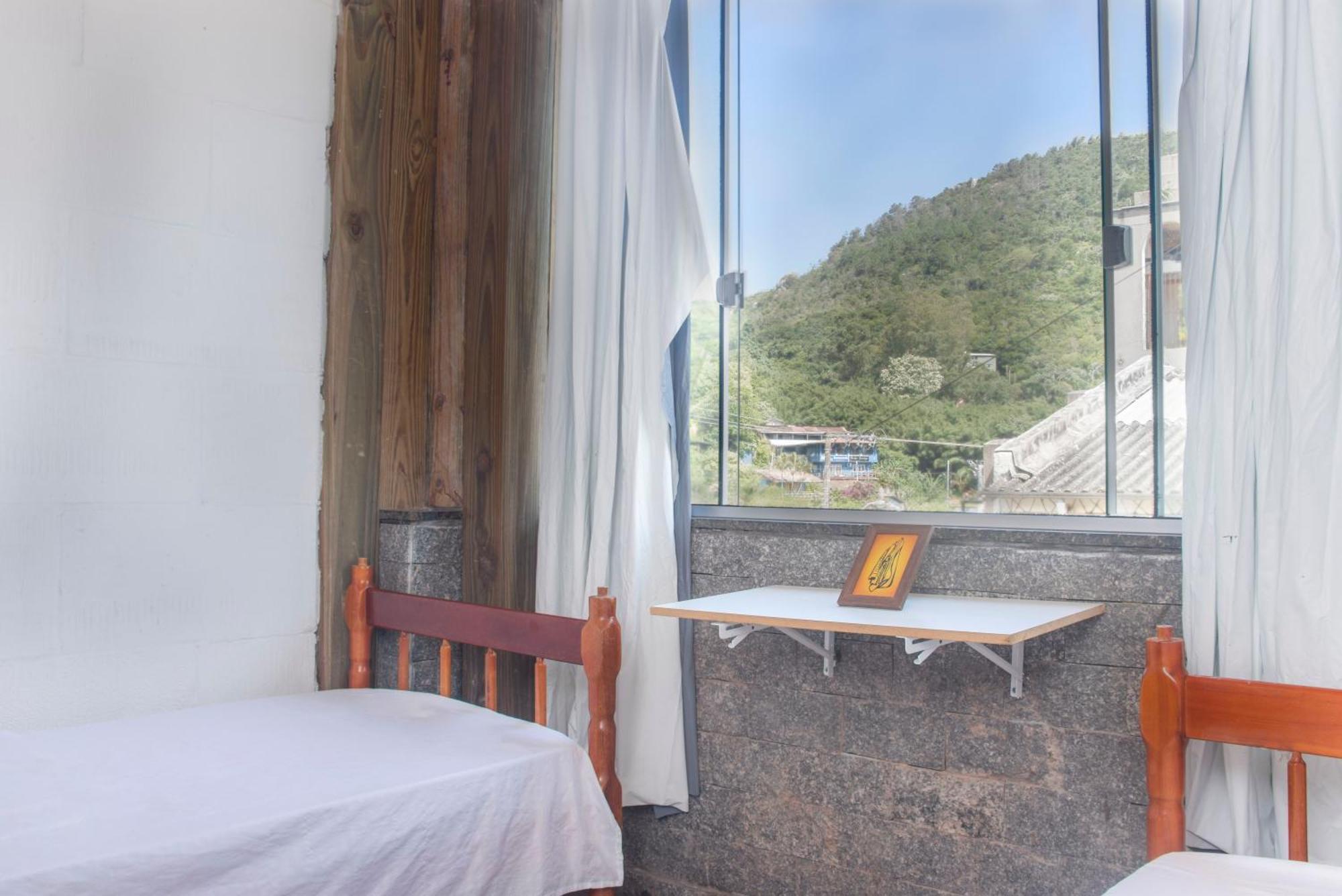 Sea Wolf Surf Hostel Florianopolis Bagian luar foto