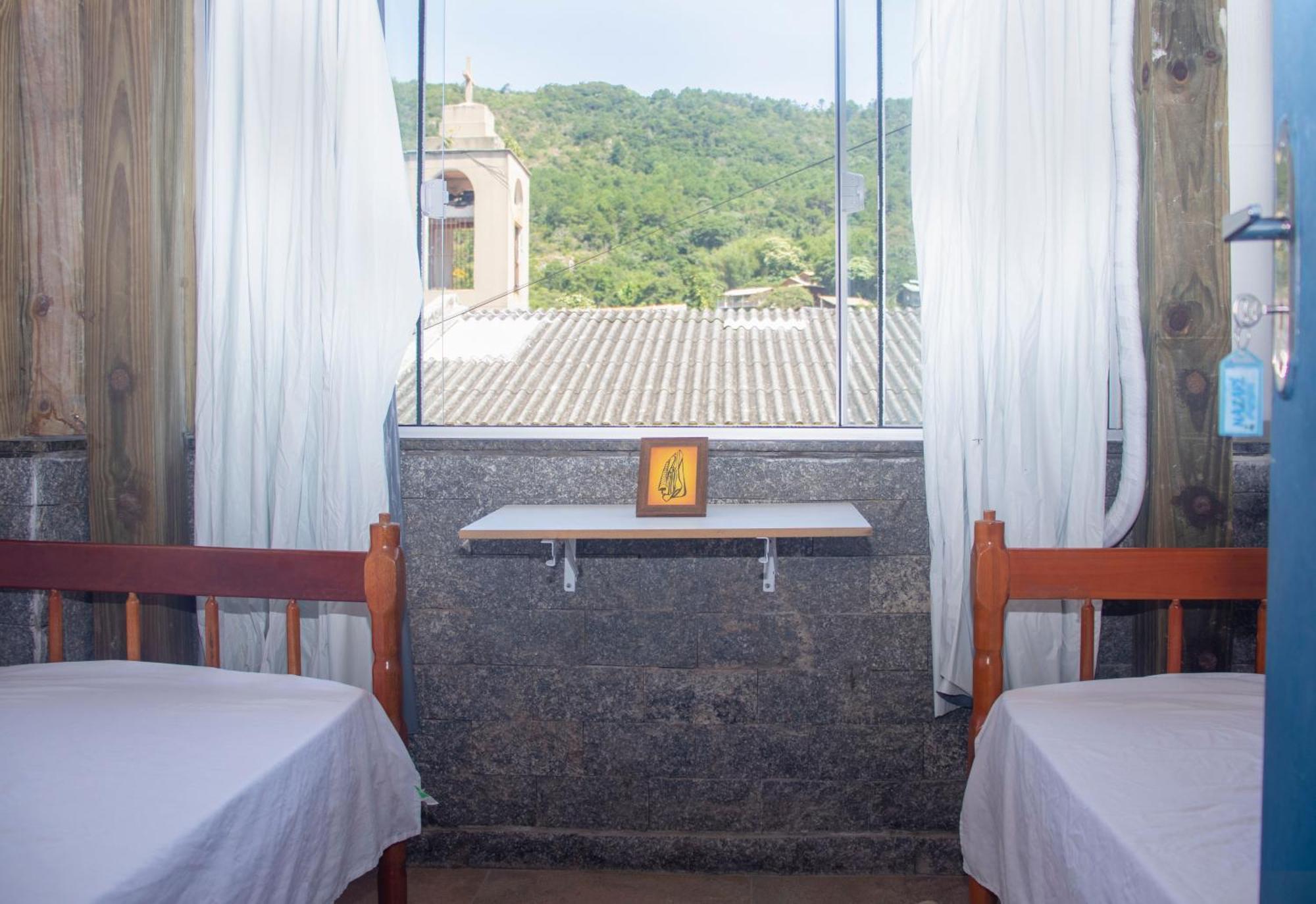 Sea Wolf Surf Hostel Florianopolis Bagian luar foto